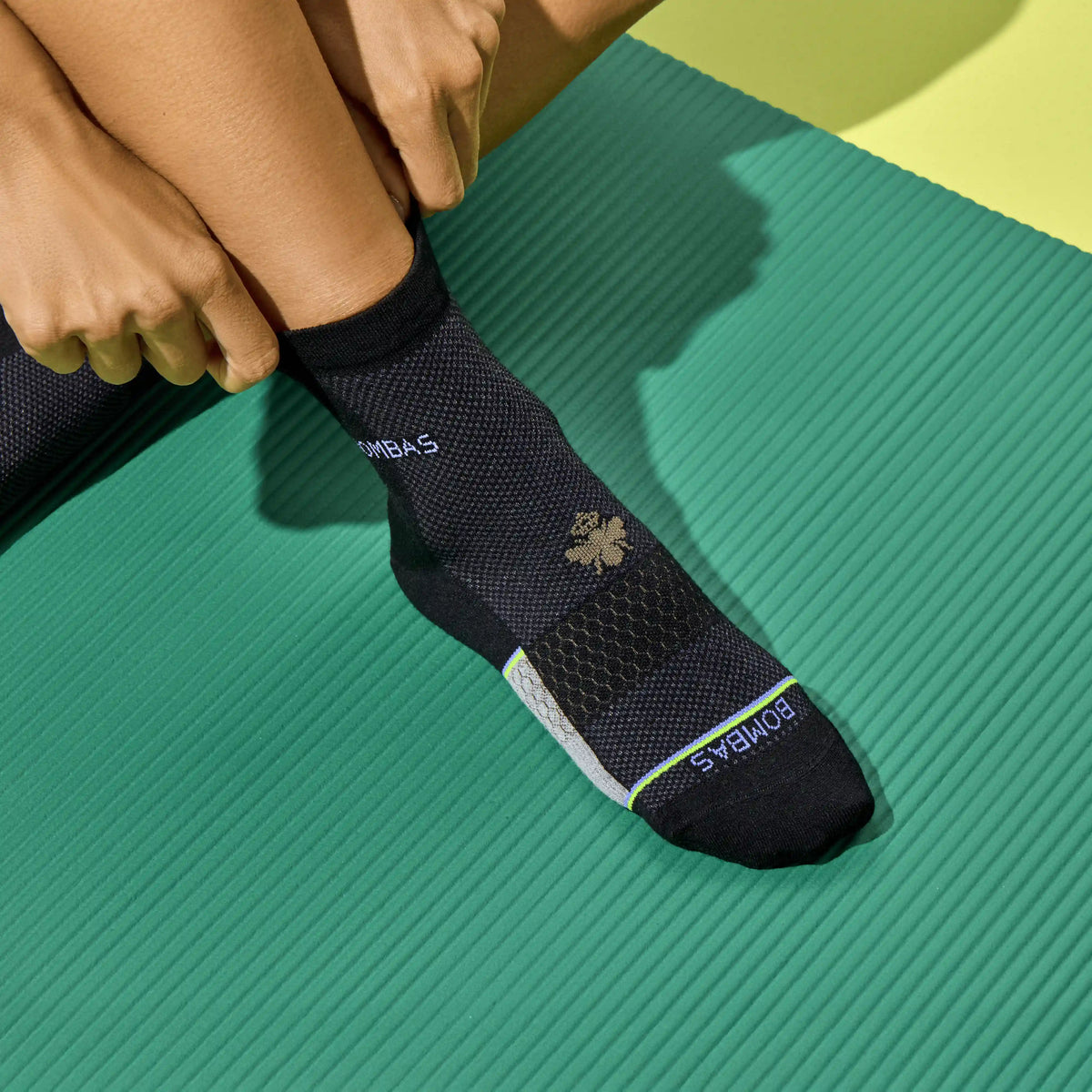 Women's UltraLite Sport Merino Wool Blend Quarter Socks