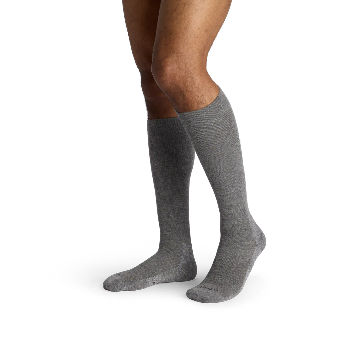 Men's Travel Compression Knee High Socks (15-20mmHg)